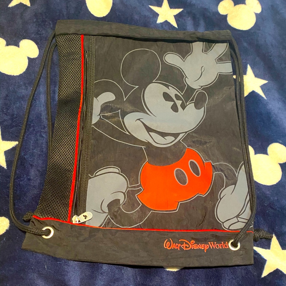 Mickey Mouse cinch bag w/ pocket zipper